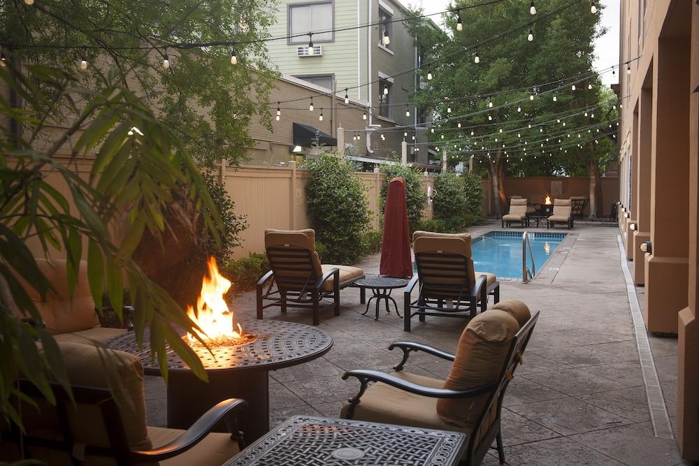 Hampton Inn New Orleans/St.Charles Ave Eksteriør billede