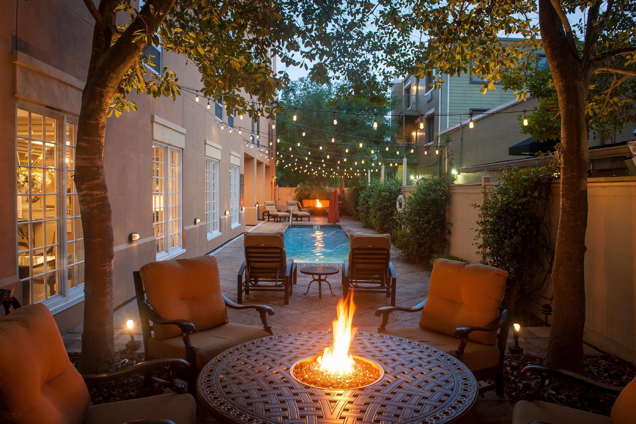 Hampton Inn New Orleans/St.Charles Ave Eksteriør billede