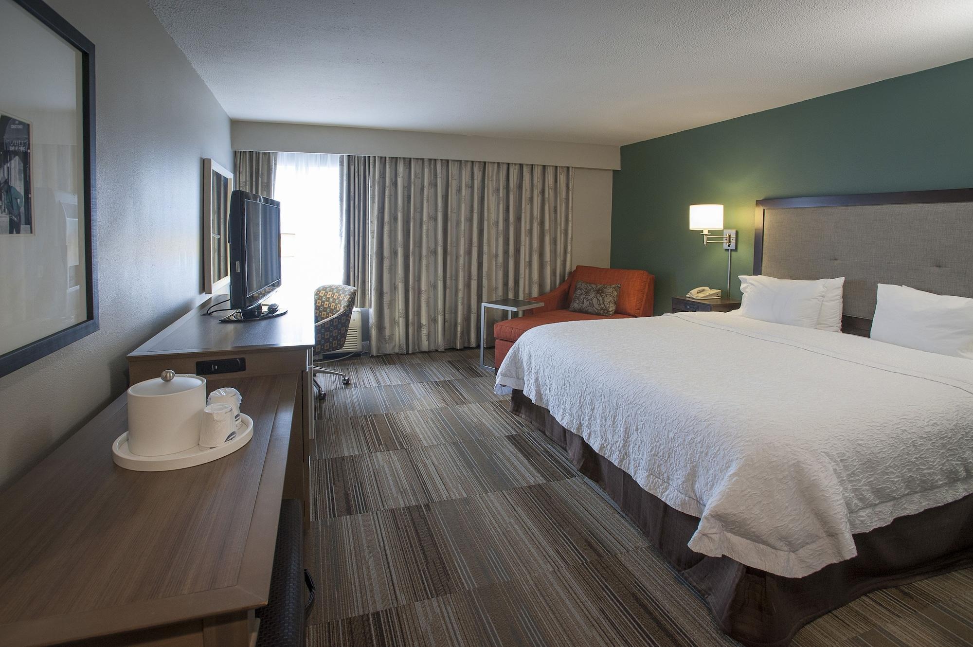 Hampton Inn New Orleans/St.Charles Ave Eksteriør billede