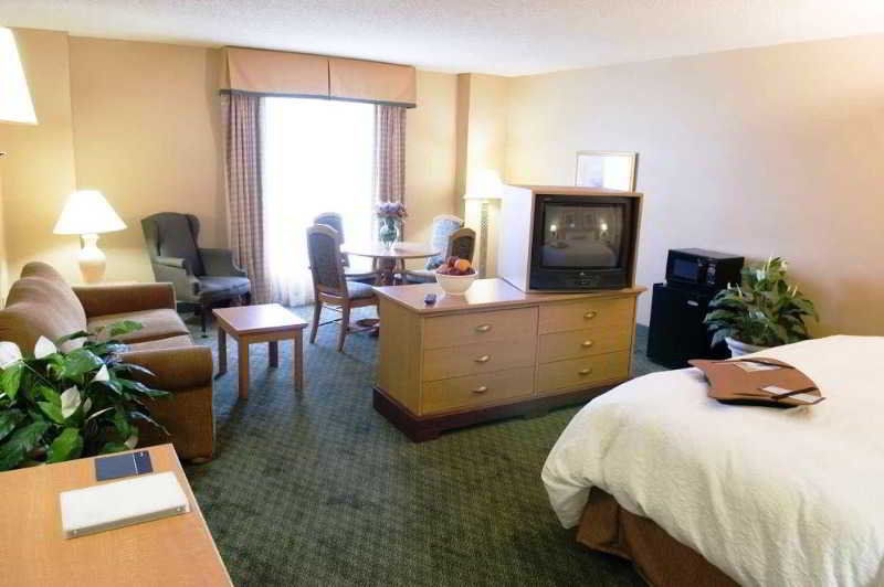 Hampton Inn New Orleans/St.Charles Ave Eksteriør billede