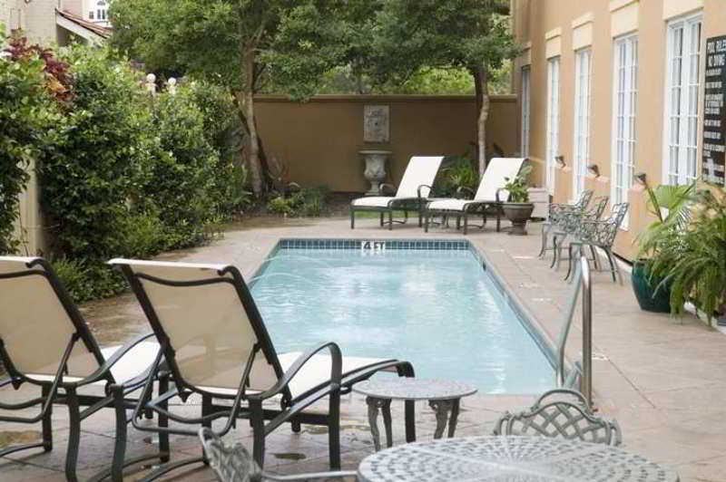 Hampton Inn New Orleans/St.Charles Ave Eksteriør billede